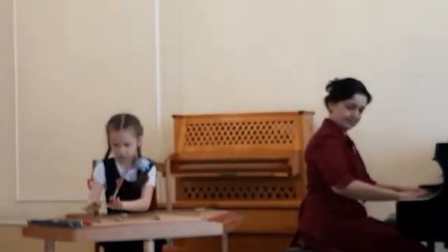 Л.Бетховен Экосез, В. Моцарт Пасспье смотреть онлайн