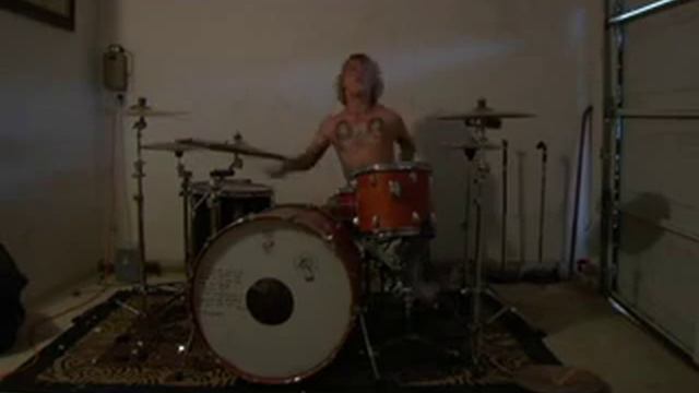 Steve Forrest new drummer of placebo смотреть онлайн