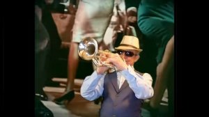 Улыбнись  и танцуй   твист