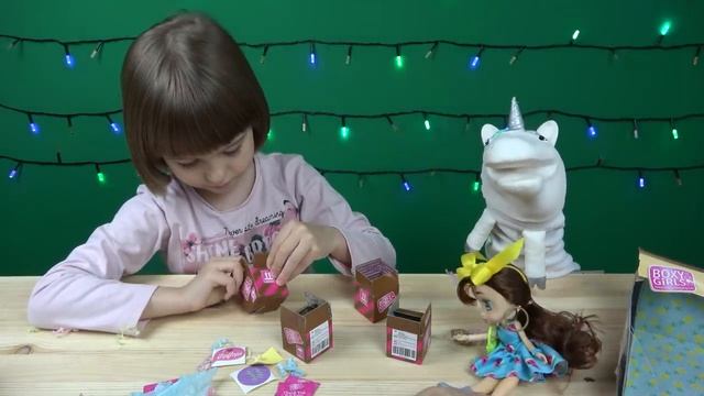 БОКСИ Герлс Оригинал против Подделки Одежда Обувь для кукол BOXY GIRLS Dress Up смотреть онлайн