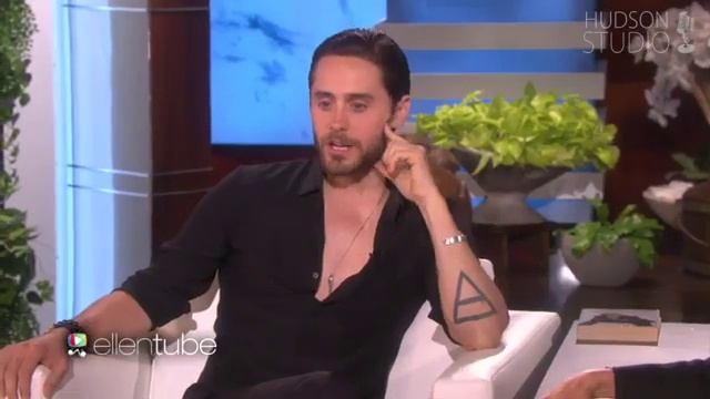 Джаред Лето о своих увлечениях и решении сыграть Джокера в "Отряде самоубийц" смотреть онлайн