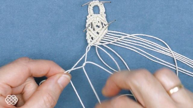 DIY MACRAME X-CROSS ? DIAMOND BRACELET PATTERN смотреть онлайн