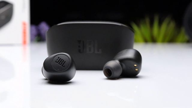 JBL Vibe 100 TWS Review | Budget Earbuds With Premium Sound?? смотреть онлайн