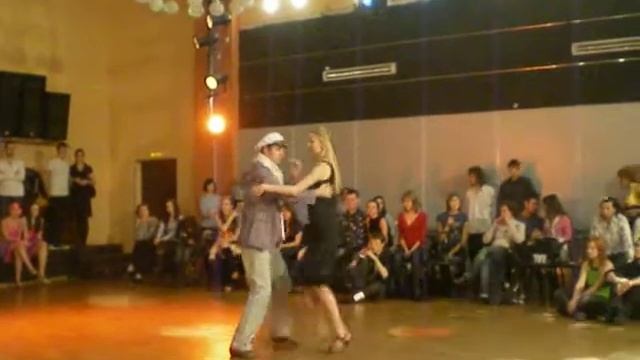 Ksenia Kapralova and Andrey Smirnov. "Ostap is in the city". "Остап в городе" смотреть онлайн