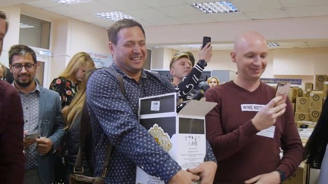 Анжелика Варум провела автограф-сессию в Самаре (2018) смотреть онлайн