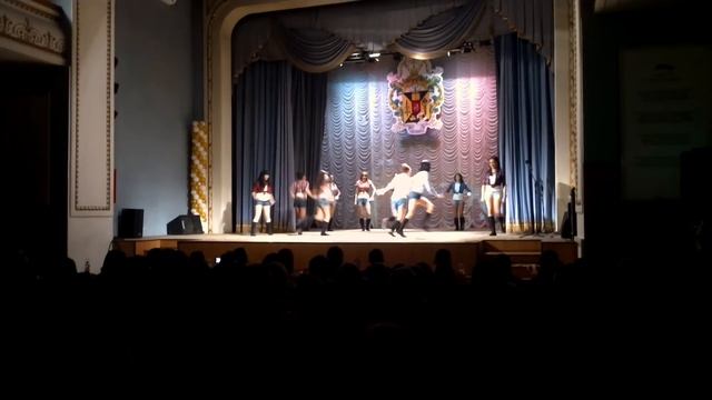 ЗАПАД.Общий танец Мисс Общежитий РГСУ 2013 смотреть онлайн