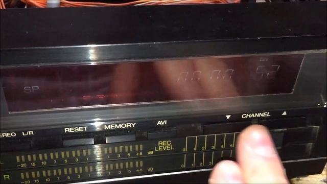 This VHS VCR Will Freeze Your TV смотреть онлайн