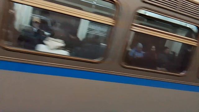 Электропоезд 81-740/741 Русич на станции метро Лубянка смотреть онлайн