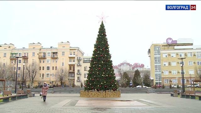 Губернатор Андрей Бочаров поставил задачи по безопасному проведению новогодних мероприятий смотреть онлайн