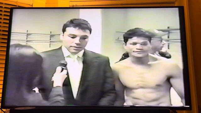 Oscar dela Hoya talks about Luisito Espinosa смотреть онлайн