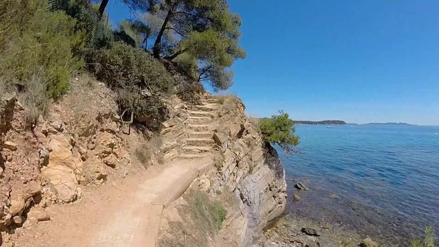 Sentier du littoral de La Londe Les Maures смотреть онлайн