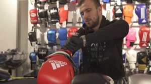 Как выбрать боксерские перчатки / чем отличаются боксерские перчатки / перчатки для бокса /