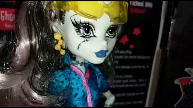Welcome To Monster High - Frankie Stein Scaris - Review (Recensione) смотреть онлайн