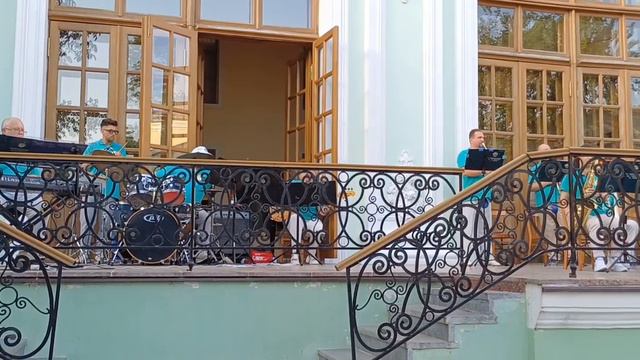 Концерт «Джаз в музее. Закрытие сезона» Таганрогским джаз-оркестром им. В. Парнаха. Часть вторая. смотреть онлайн