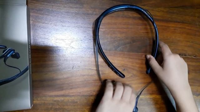 Samsung Level U Review by 6 year old смотреть онлайн