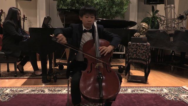 Opus 4 Studios: Bell Chen, cello - Flight of the Bumblebee - Nikolai Rimsky-Korsakov смотреть онлайн