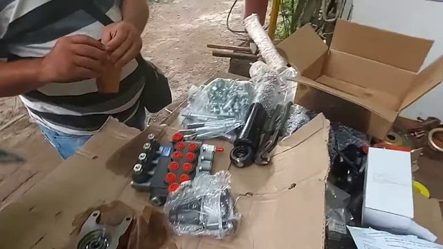 посылка с гидравликой. гидроцилиндр, нш10, распределитель  р40