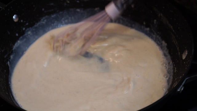 CREAMIEST WHITE SAUCE PASTA With Mushrooms I Ever Had смотреть онлайн