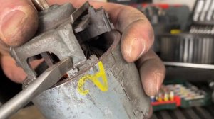 Опель Вектра С. Шумит моторчик печки.