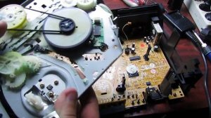 полная розборка Видеомагнитофон SAMSUNG SVR-141  + ідей для самоделок