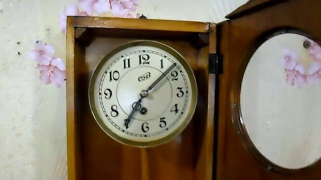 Часы ОЧЗ настенные механические СССР без боя 1957 года выпуска смотреть онлайн