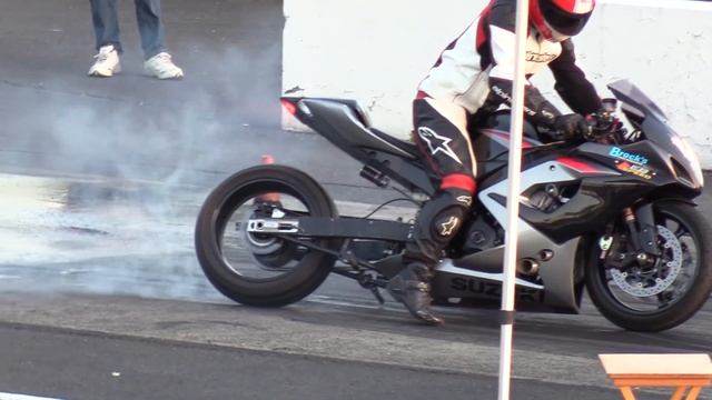 Nitro Hayabusa vs H2 Ninja and GSXR - motorbikes drag racing смотреть онлайн