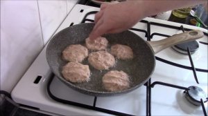 Улетные котлеты из фарша с манкой  - только поставила на стол, а их уже нет!