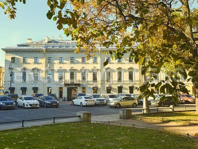 Engel&Volkers SPb: элитные квартиры в СПБ на пл. Искусств— классика в реконструированном доме смотреть онлайн