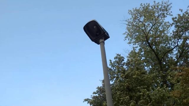 Старый уличный фонарь Z1 Sidonia - Schreder с лампой ДНАТ 70 и кривим патроном. смотреть онлайн