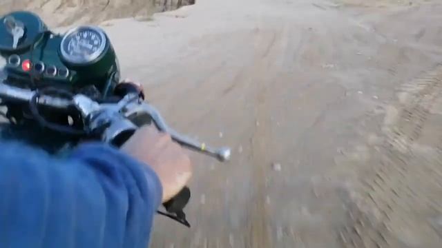 Днепр На что способен мотоцикл Днепр// Прогулки по бездорожью на Днепр МТ, Урал, К-750 // покатухи смотреть онлайн