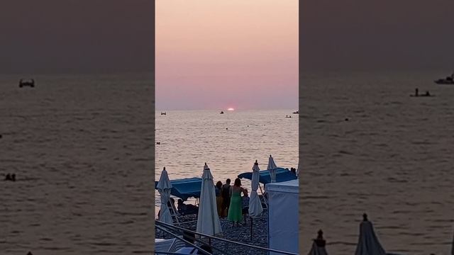 Закат Солнца над Чёрным морем смотреть онлайн