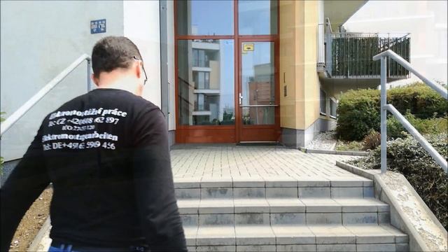 Электрик Прага смотреть онлайн
