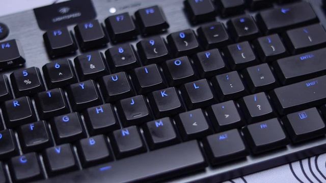 Razer Deathstalker V2 Pro TKL Vs. Logitech G915 TKL