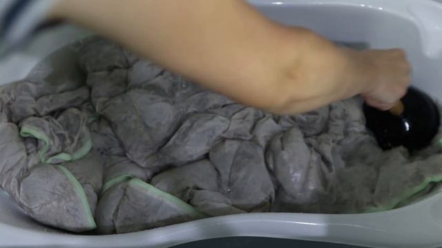 Постирать ПУХОВОЕ ОДЕЯЛО, ПОДУШКУ средством без запаха. Как сушить ПУХ в сушильной машине. смотреть онлайн
