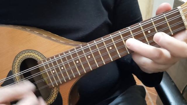 es hora de alabar a Dios como se lo merece 2da voz / Mandolina смотреть онлайн