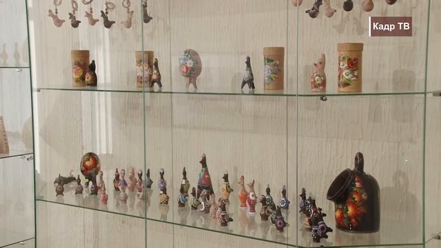 Асбест: народные традиции в ярких, самобытных произведениях художников смотреть онлайн