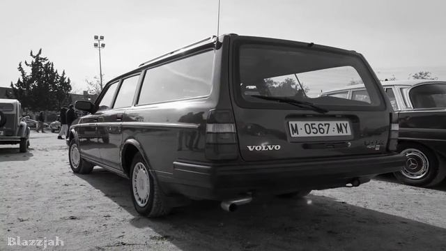 Volvo 240 Polar Blazzjah