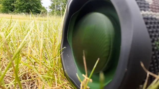 JBL CHARGE 4 GG BASS TEST 100% OMG ??? #jbl #fypシ #lowbass #viral #jblcharge4 #basstest #sonne #bas смотреть онлайн