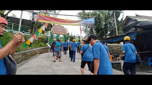 Jogja Part 3 - Larva Tour смотреть онлайн