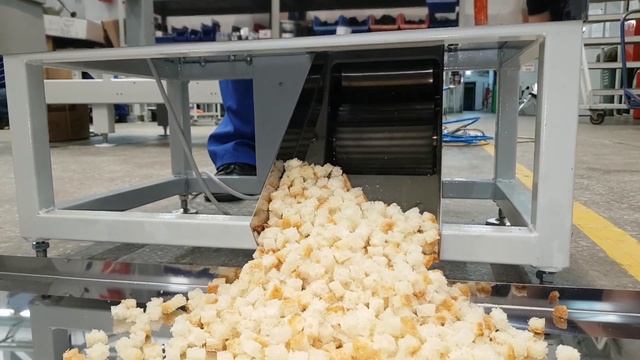 Кубикорезка для хлеба - Cutting Bread Machine for Croutons смотреть онлайн