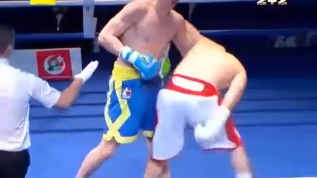 Ильяс Аббади - Тарас Головащенко смотреть онлайн
