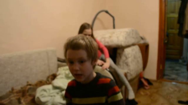 Мальчик читает стихи 3 видео смотреть онлайн