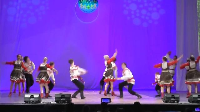 Русские народные танцы в исполнении детских коллективов. смотреть онлайн