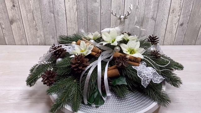 Новогодняя искусственная композиция с корицей смотреть онлайн