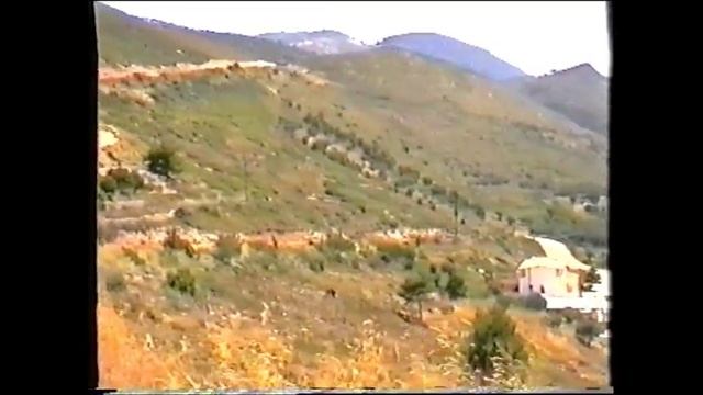 'Opting out' in VW Camper 'Chasing Dreams in Lefkas.' смотреть онлайн