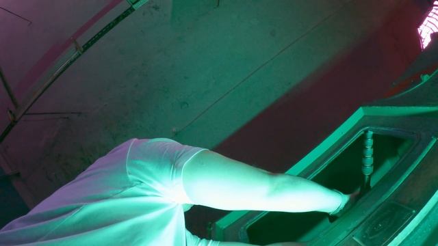 Как снималась "НЕФТЬ и ЭКОЛОГИЯ. Спасут ли нас электромобили?" | Backstage | Above The Ground смотреть онлайн