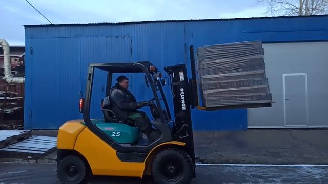 Вилочный погрузчик Komatsu FG25T 16 №M225 703252