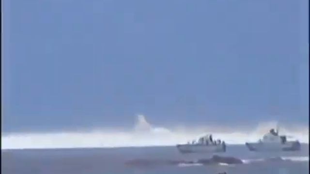 Редкие кадры цунами  Rare Tsunami Shots
