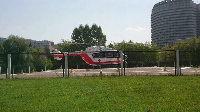 Вертолёт взлетает на Каширке смотреть онлайн