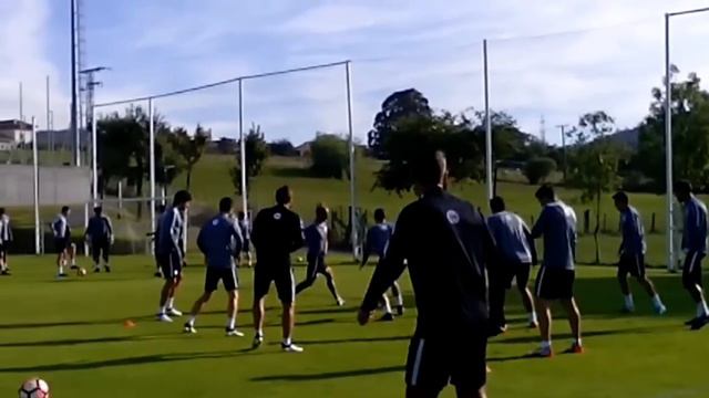 El Athletic empieza a preparar el derbi sin Beñat ni Bóveda смотреть онлайн